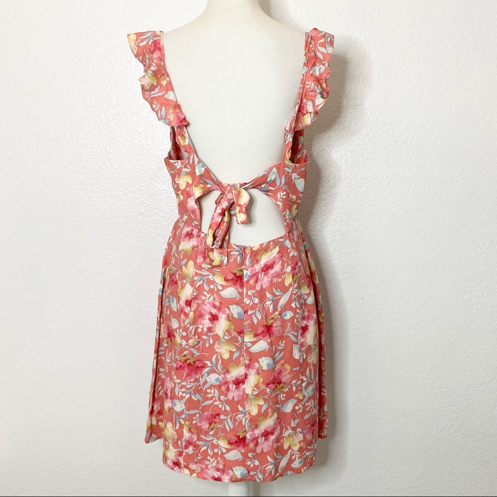 WAYF Flowy Floral Dress - Picture 2 of 8